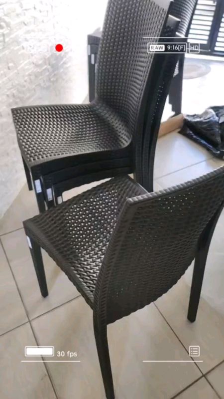 kit de cadeira Rattan empilhável e super resistente para igreja área externa cozinha e sala de jantar. #CadeirasRattan  #kitdecadeira #jogodecadeiras