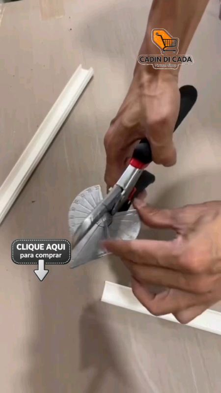 Isso aqui muda qualquer corte 😳✂️ ângulo perfeito, sem esforço e super preciso 🔥 depois que usa, não vive sem 👀 #fyp #diy #ferramentas