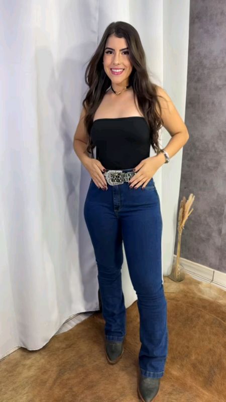Calça jeans flare country lavagem media #calcajeans #flare #country