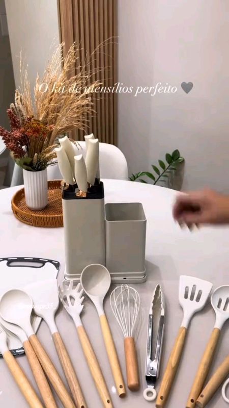 Utensílios de Cozinha #ultil #cozinha #utensílios #casanova #casa #colheres #talheres #cozinhando #10do10  #facas #kitutensílios #sala #lar #natal