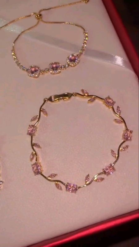 #Costure com cristianekelly.. pulseira de arco de flor cerejeira #pulseira #flor #cerejeira