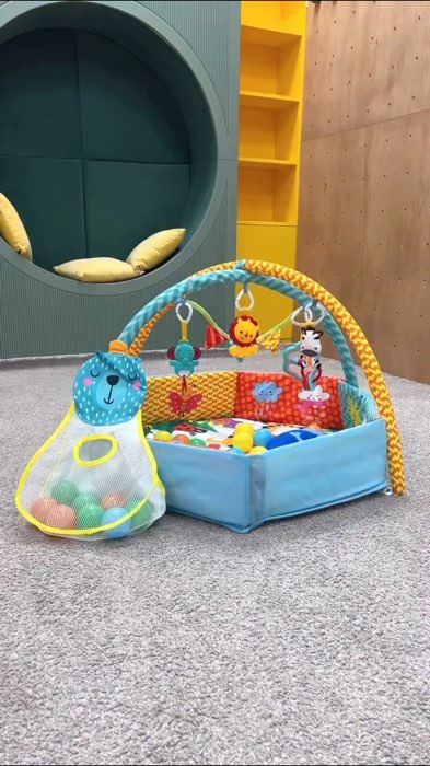 Tapete ginásio para bebê com bolinhas Party azul Maxi Baby. #TapeteBebe #MaxiBaby #Infantil
