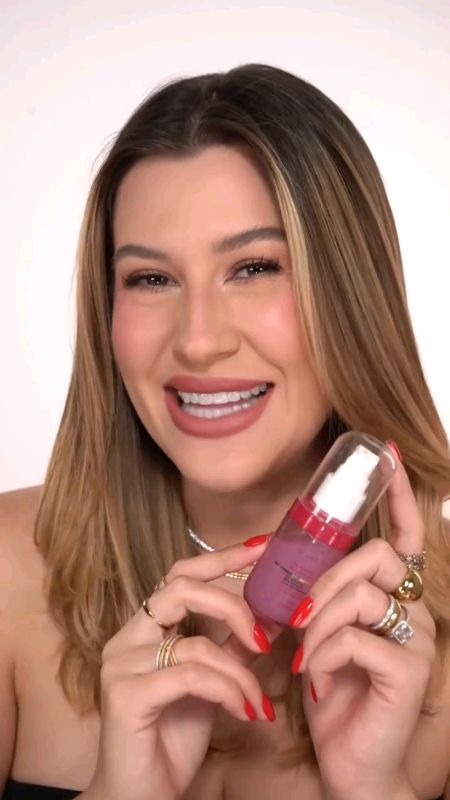 O Hidragel Nutritivo #NiinaSkin é o aliado perfeito pra hidratar e preparar a pele pra maquiagem, sem craquelar ✨ #niinasecrets #eudora #hidragel