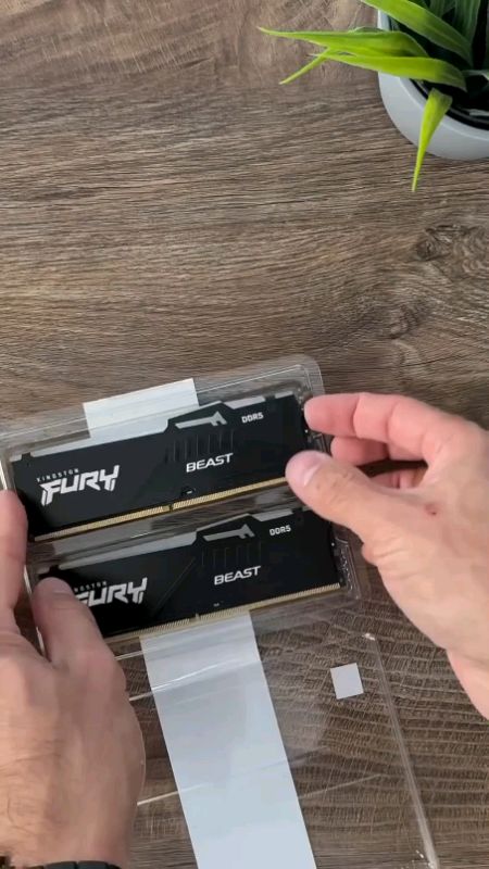 Memória DDR5 Kingston Fury Best RGB 32GB KIT (2x16GB) na cor preta, venha garantir já a sua! #kingston #Fury #rgb