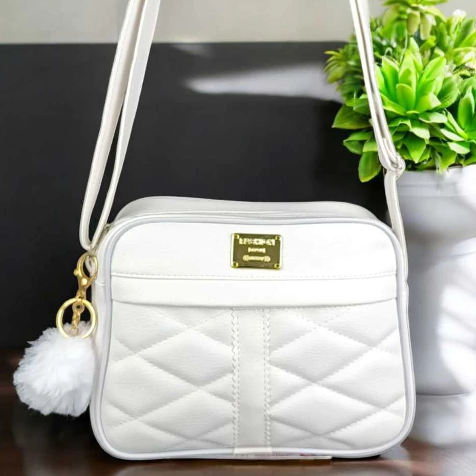 Bolsa Feminina pequena Branco Alça Transversal Reforçado Com Chaveiro